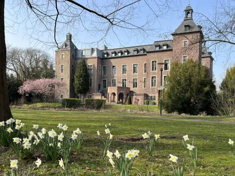 Schloss Neersen Frühling
