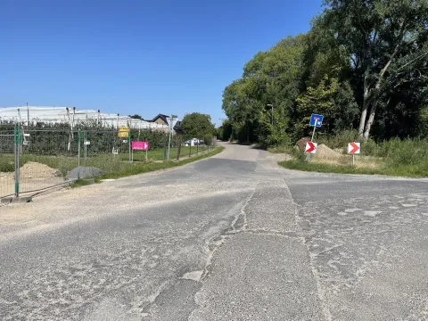 Bau Kreisverkehr L 382 Korschenbroicher Straße