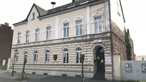 Rathaus Schiefbahn