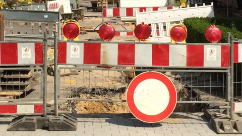 Tiefbauarbeiten Symbolbild 