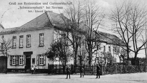 Historische Ansichtskarte der Gaststätte Schwarzenpfuhl