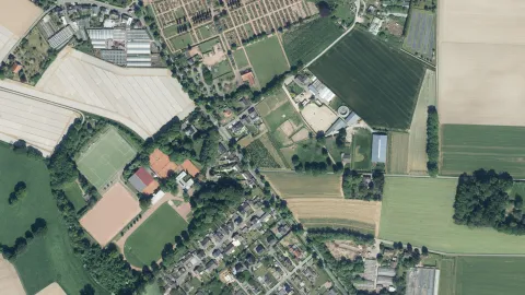 Luftbild betroffenes Radwegareal Neersener Straße Anrath 