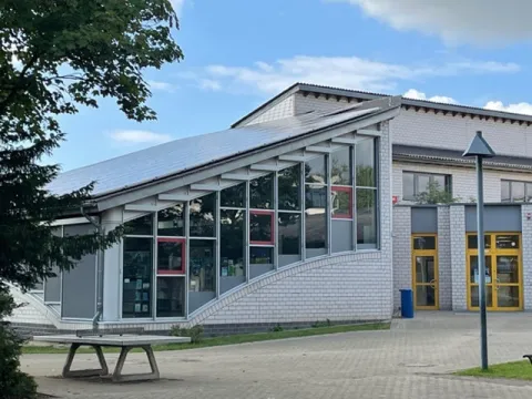 Leonardo da Vinci Gesamtschule, Schulstandort Schiefbahn 
