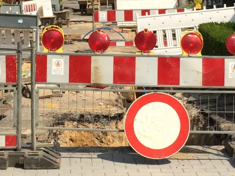 Tiefbauarbeiten Symbolbild 