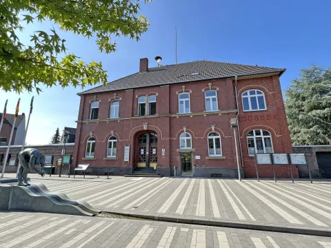 Rathaus Kaiserplatz 2023 08