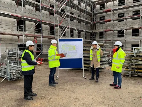 Besuch auf der Baustelle: Minister Biesenbach und BM Pakusch Ende 2021