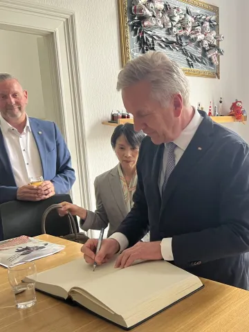 Besuch Ex-Bundespräsident Wulff Schloss Neersen