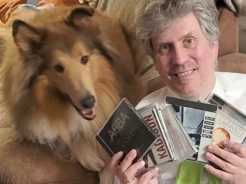 Udo Holzenthal (rechts) mit Hund 