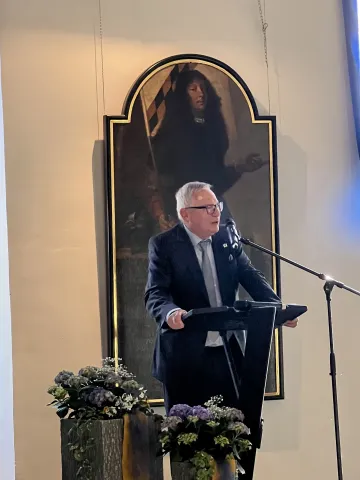 Ernst Kuhlen bei seiner Dankesrede Ehrenplakette