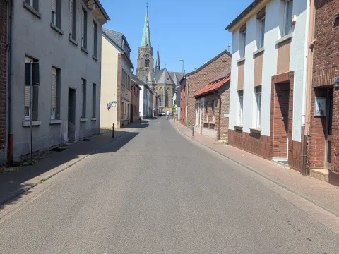 Neersener Straße Anrath