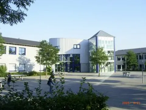 Lise-Meitner-Gymnasium